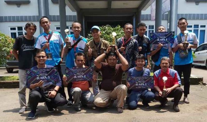 
					SMKN 2 Bekasi berhasil berjaya dalam ajang lomba mobile robotic dan industrial control di tingkat Provinsi Jawa Barat.