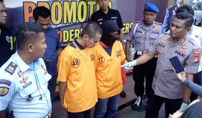 
					Seorang ibu rumah tangga nekat menyelundupkan sabu ke Rumah Tahanan Negara (Rutan) Kelas II B Depok, Jawa Barat.