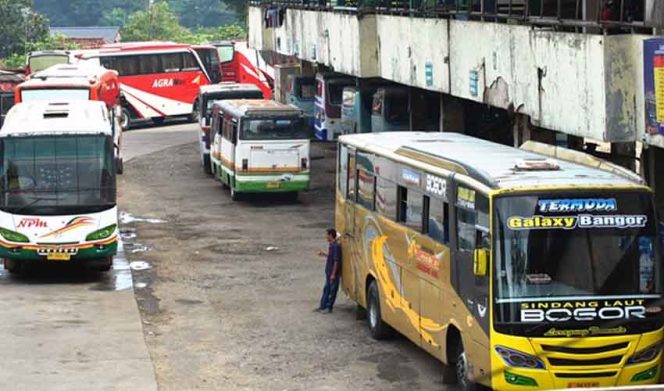 
					Terminal Baranangsiang Makin Tak Jelas