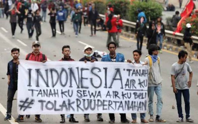 
					BEM Ajak Mahasiswa Kaji UU KPK dan RKUHP