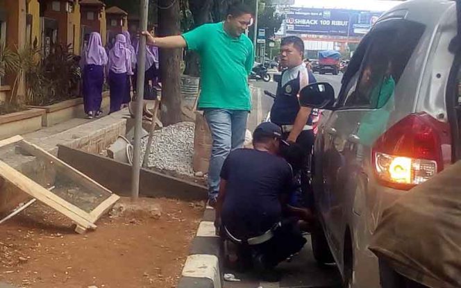 
					Reaksi Cepat Petugas Dishub