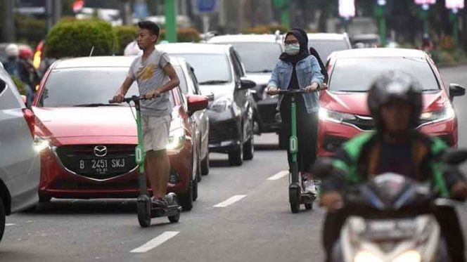 
					Pengguna e-Scooter Dilarang Mengaspal