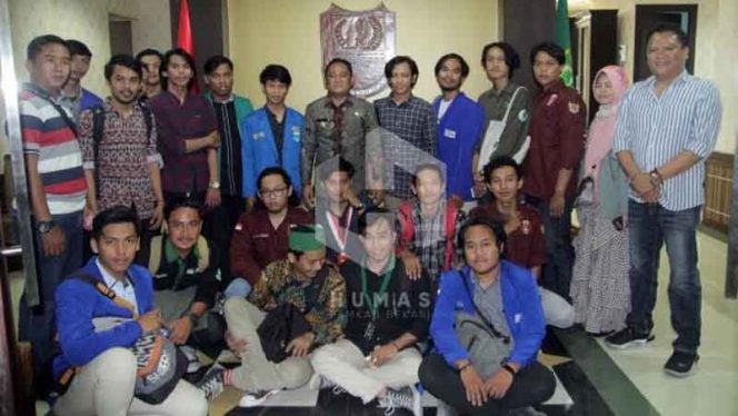 
					Bupati Bekasi Serap Aspirasi Mahasiswa