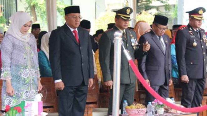 
					Suasana upacara Hari Ibu ke 91 di Balai Kota Depok. 