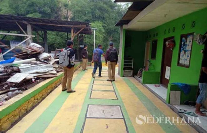 
					Salah satu IPAL komunal yang dibangun di Kelurahan Pangkalan Jati, Kecamatan Cinere. 