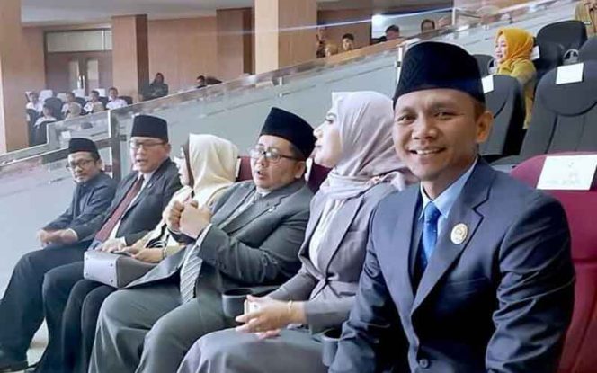 
					Wakil Ketua DPRD Kota Bogor Jenal Mutaqin