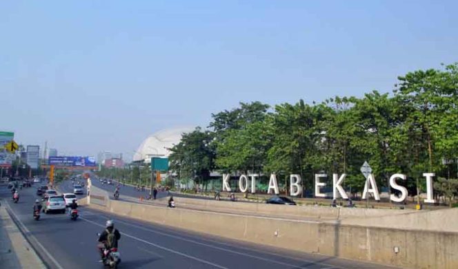 
					Kota Bekasi Siap <i>Lockdown</i>