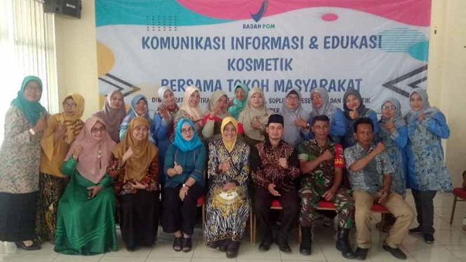 
					Kosmetik Berbahaya : BPOM gelar sosialisasi komunikasi informasi  & edukasi kosmetik bersama tokoh masyarakat.