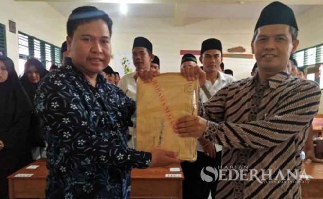 
					Peserta seleksi rekruitmen Penyuluh Agama Islam (PAI) Non PNS untuk periode 2020-2024.
