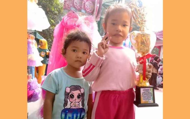 
					Siswi TK Maharani Juarai Tari Simpai Porseni Tingkat Kecamatan