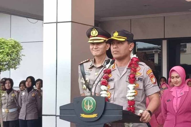 
					Kapolrestro Bekasi Kota, Kombes Wijanarko