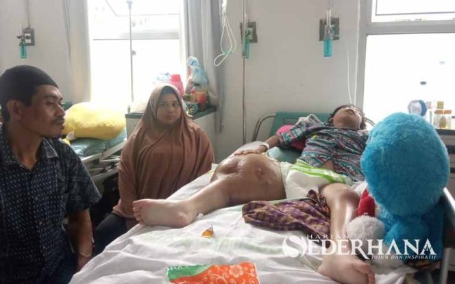 
					Suprianto (12) Butuh uluran tangan dermawan.