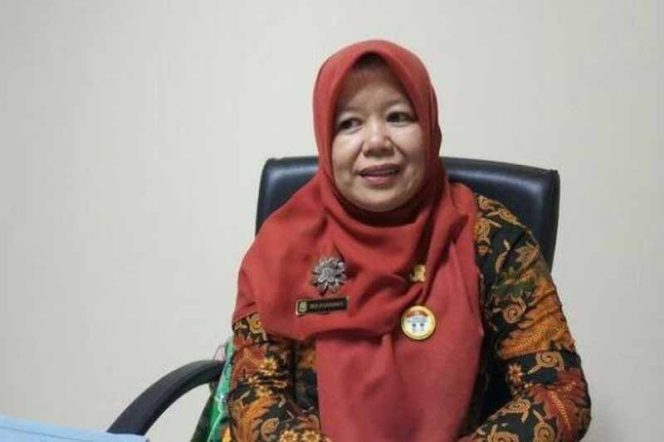 
					Dinkes Kota Bekasi, drg. Dezi Syukrawati