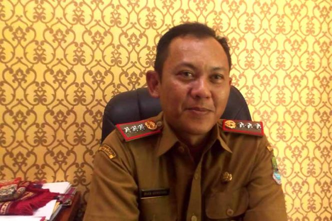 
					Camat Rawalumbu, Kota Bekasi, Dian Herdian