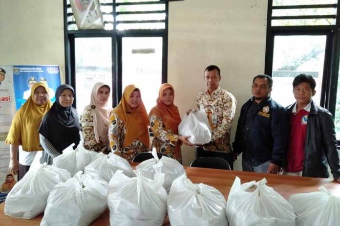 
					Pemkot Depok langsung bergerak cepat melakukan sejumlah tindakan paska bencana Banjir, Tanah Longsor dan Angin Kencang di Kota Depok.
