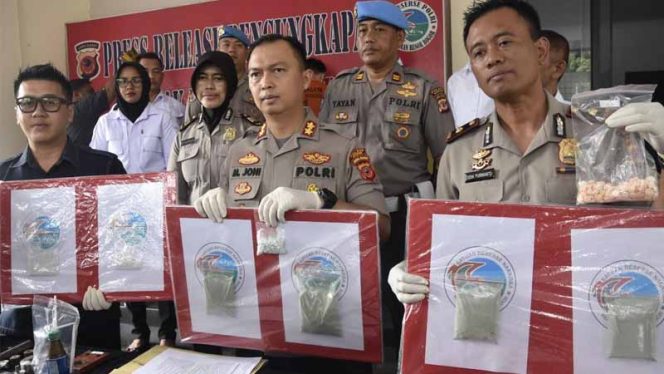 
					Ekstasi Dikendalikan dari Lapas Gunung Sindur
