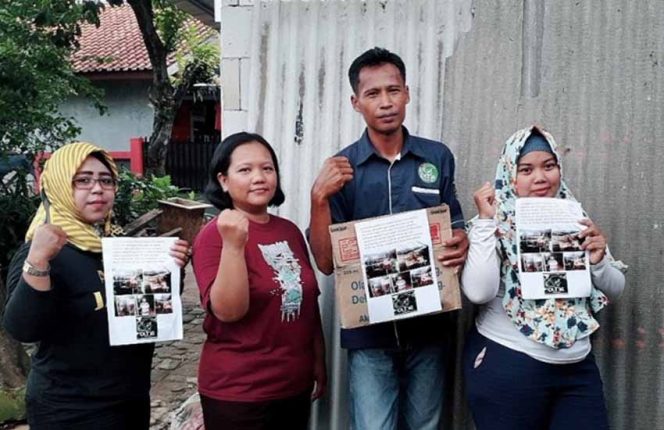 
					K.B CiLTaS peduli rumah Mak Ani di RT 01/10 Kel Cilangkap yang roboh setelah diterjang angin di saat hujan deras.
