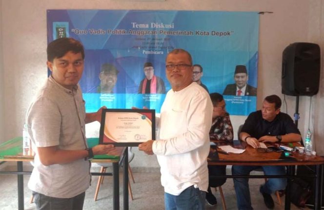 
					Diskusi Kumpulan Alumni Himpunan Mahasiswa Islam (Kalam HMI) Kota Depok yang digelar di JPW Cafe, Grand Depok City pada Selasa, 21 Januari 2020.