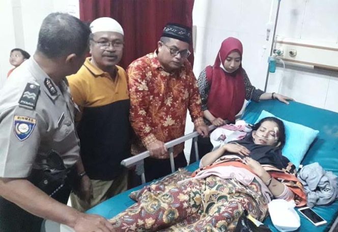 
					Korban luka akibat kecelakaan tunggal di Kabupaten Subang,