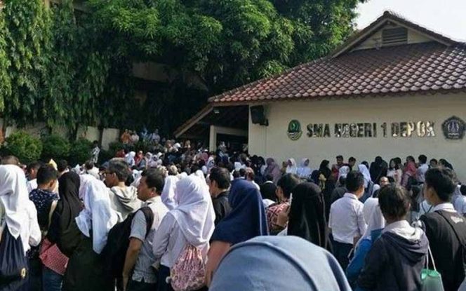 
					Suasana perimaan siswa baru di SMA Negeri 1 Depok. (FOTO : Istimewa)