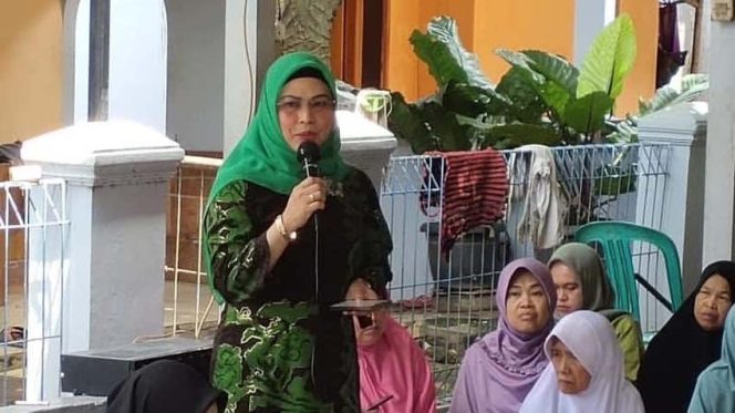 
					Putri Ma’ruf Amin Tunggu Restu Prabowo