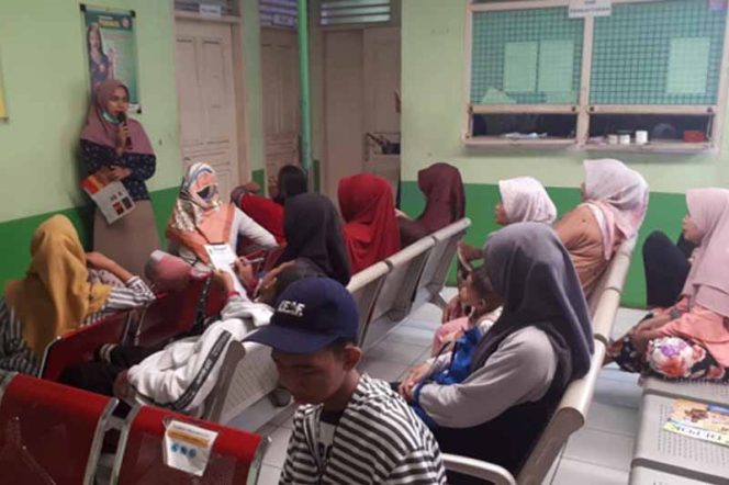 
					Sosialisasi tekait penyakit kusta di UPF Puskesmas Kalimula.