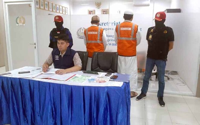 
					Inilah dua WNA asal Pakistan yang ditangkap Imigrasi Kelas 2 B Kota Depok.