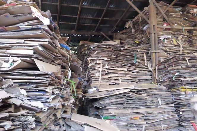 
					Gudang Pengepul Ditolak Warga Kemirimuka