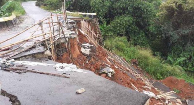 
					Jembatan Paranje Sungai Cigoha