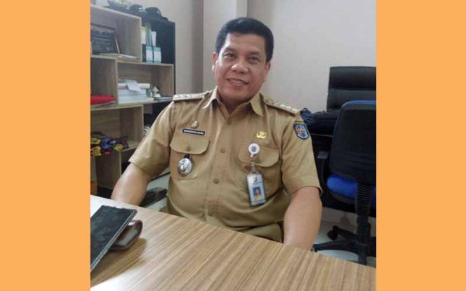 
					Mangguluang Mansyur, Camat Cinere