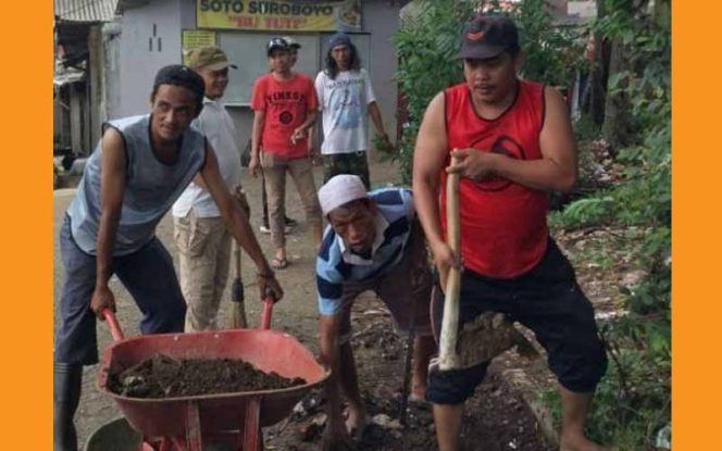 
					Aksi bersih di kawasan Situ Citayam, Kelurahan Bojong Pondok Terong.