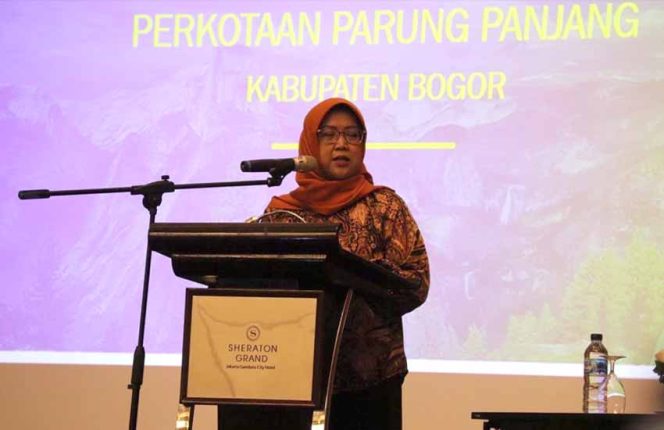 
					Bupati Bogor, Ade Yasin di acara rapat koordinasi lintas sektor yang berlangsung di Hotel Sheraton Grand Jakarta.