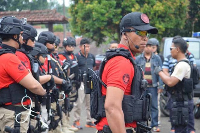 
					Polisi Buru Pelaku Tawuran Pelajar Hingga Tewas