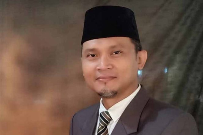 
					Ketua DPRD Kota Bekasi, Chairoman J Putro