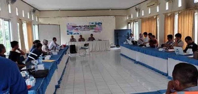 
					DPMPTSP Mendata Puluhan Perusahaan
