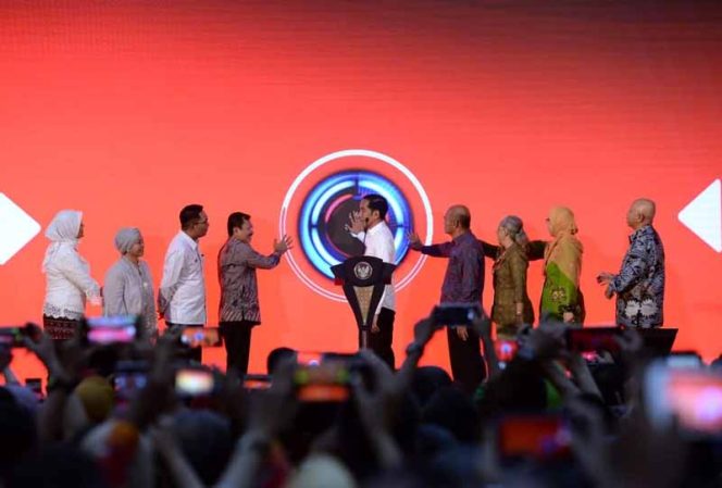 
					Gerakan Eliminasi TBC (tuberkulosis) 2030 yang digelar di Cimahi Techno Park, Jawa Barat, Rabu (29/1/2020). 