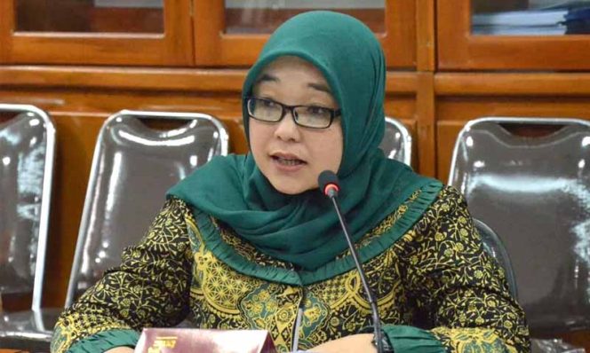 
					Erni Sugiyanti, Anggota Komisi III DPRD Jabar dari Fraksi Partai Kebangkitan Bangsa.