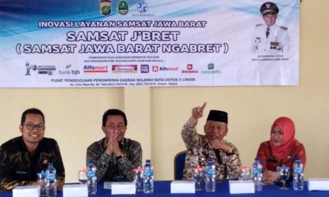 
					Pusat Pengelolaan Pendapatan Daerah (P3D) Bapenda Provinsi Jawa Barat Wilayah Depok II/Cinere melakukan sosialisasi terkait layanan  Samsat Jawa Barat Ngabret (Samsat Jbret) di Aula Kantor Kecamatan Sawangan.