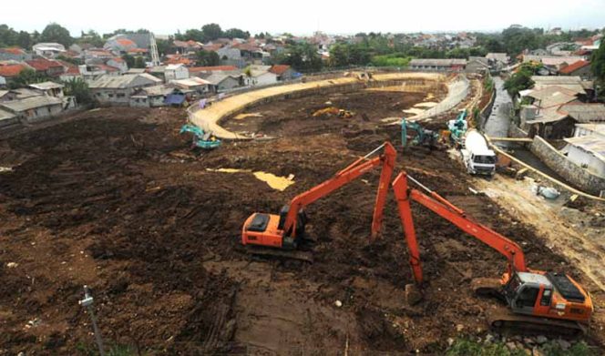 
					Pengerjaan Kolam Retensi Cibuluh. (FOTO : Istimewa)