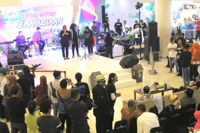 
					Lagu Untuk Kemanusiaan, Harmonisasi Kepedulian Sesama dan Seni