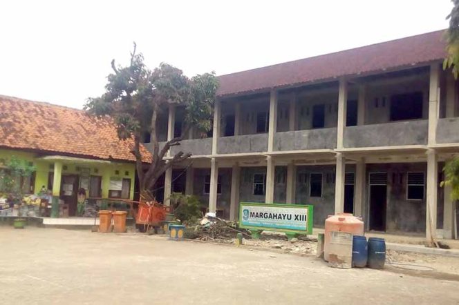 
					Diberi Adendum 50 Hari, Rehab Total SDN Margahayu XIII Tetap Mangkrak