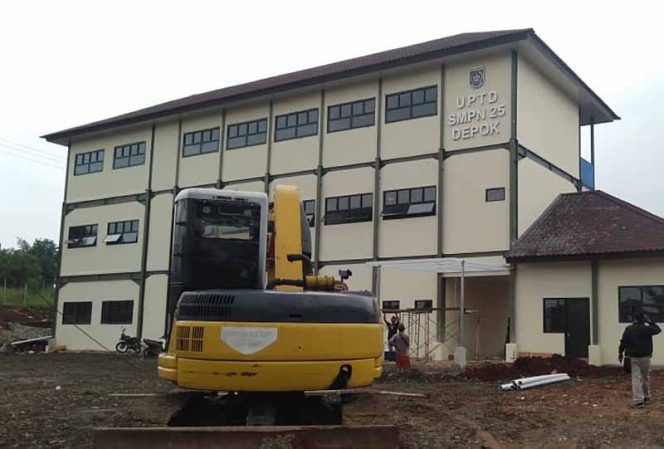 
					SMPN 25 Depok di RW 02, Kelurahan Bedahan, Kecamatan Sawangan. (FOTO: Istimewa)