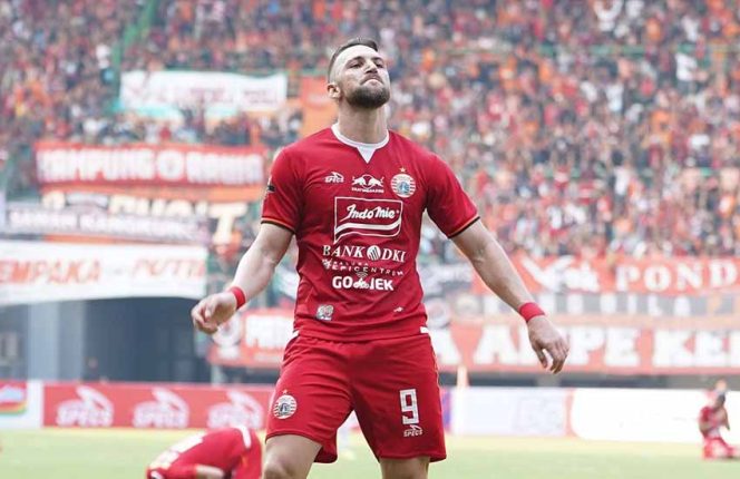 
					Marko Simic, memastikan diri sebagai top scorer Piala Gubernur Jatim 2020. (FOTO : Istimewa)