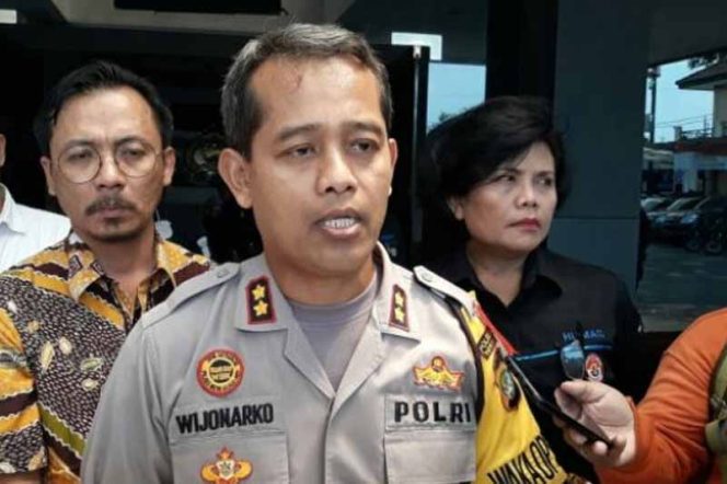 
					Kapolrestro Bekasi Kota Kombes Pol Wijonarko