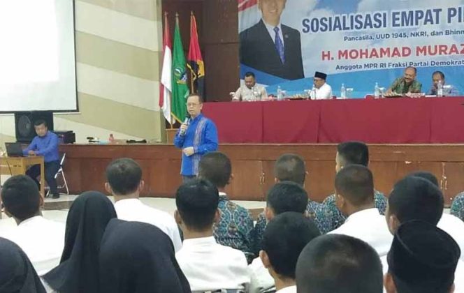 
					Legislator Kampanyekan Empat Pilar Pada Pelajar