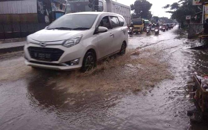 
					Infrastruktur Jalan Parung Dikeluhkan