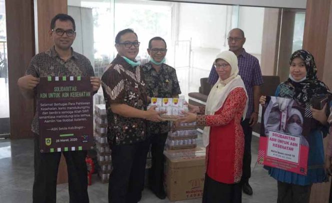
					ASN Kabupaten Bogor menggalang solidaritas untuk untuk penanganan pandemi corona atau covid-19.