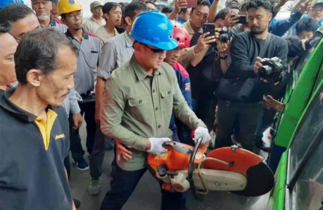 
					Deal! Dishub Hapus 635 Angkot di Kota Bogor