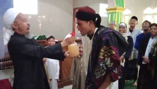 
					Ponpes Alfath, yang berlokasi di Komplek Gading Permai, Gunungpuyuh, Kota Sukabumi.