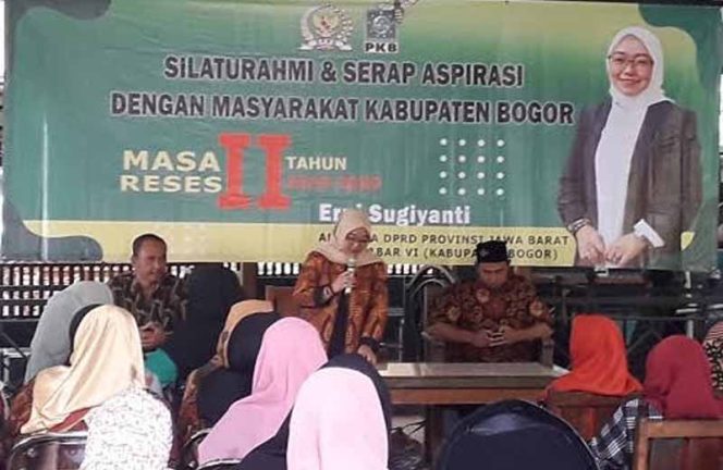 
					Reses Anggota DPRD Provinsi Jawa Barat Erni Sugiyanti.